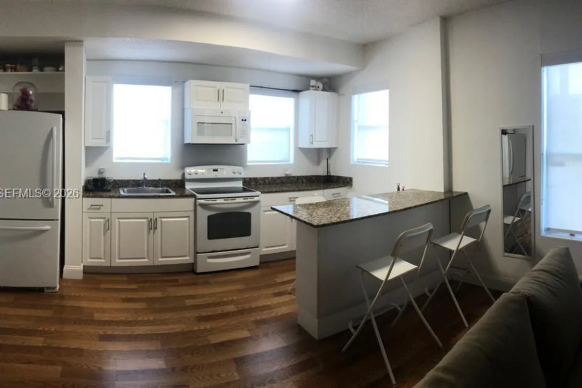 737 Jefferson Ave #103, Miami Beach: photo 1 of 11
