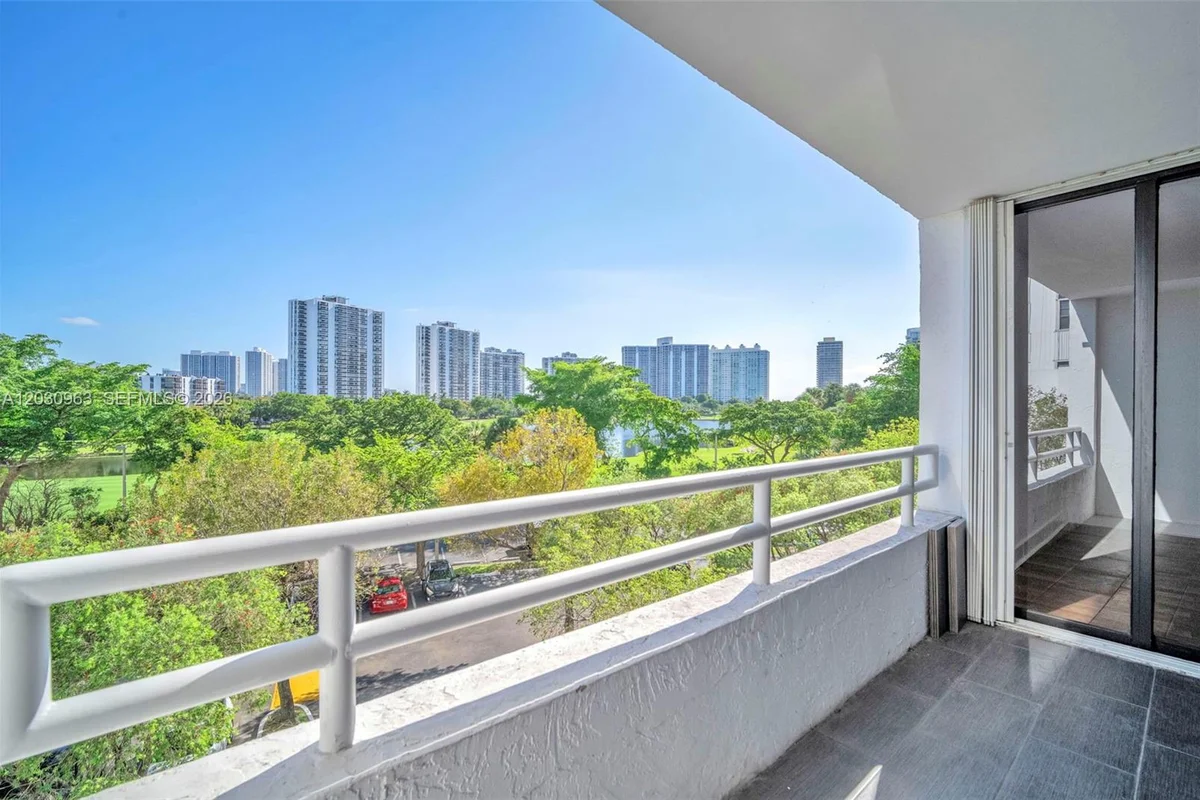 20355 NE 34th Ct #421, Aventura: photo 1 of 18
