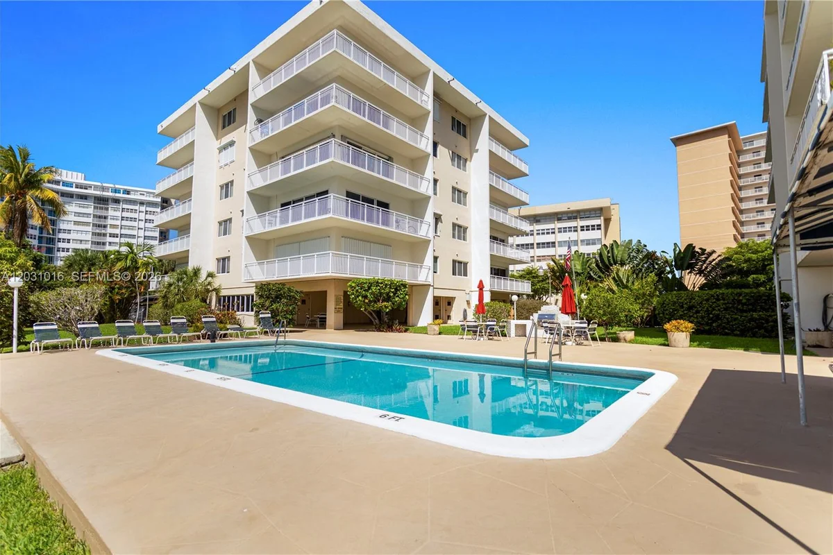 120 Golden Isles Dr #23B, Hallandale Beach: photo 1 of 22