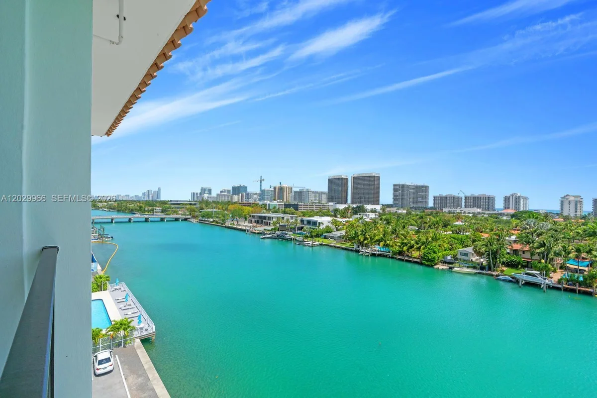 9341 E Bay Harbor Dr #PH-B, Bay Harbor Islands: photo 1 of 34