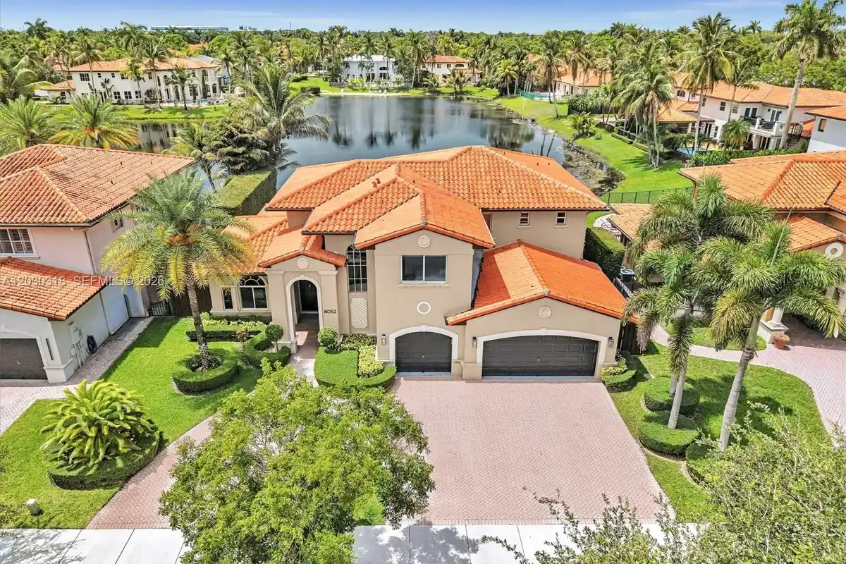 8052 NW 161st Ter, Miami Lakes: photo 1 of 49