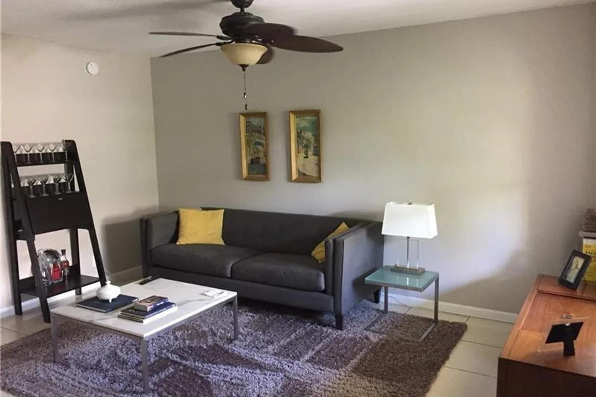 2741 NE 8th Ave #14, Wilton Manors: photo 1 of 24