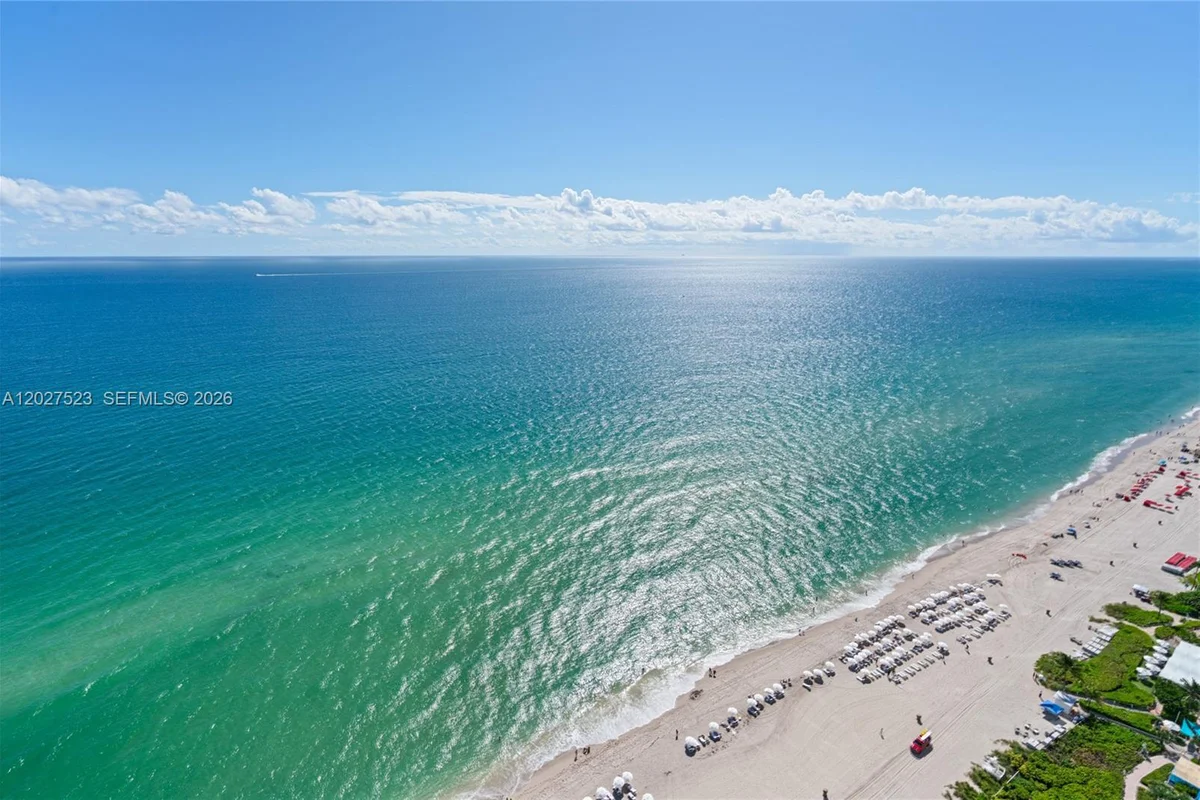 18201 Collins Ave #4209, Sunny Isles Beach: photo 1 of 32