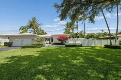 1255 NE 99th St, Miami Shores: photo 1 of 59