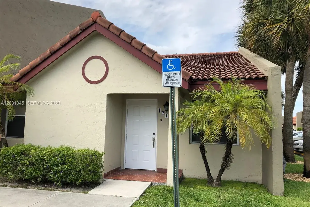 6230 SW 129 Pl #1210, Miami: photo 1 of 17