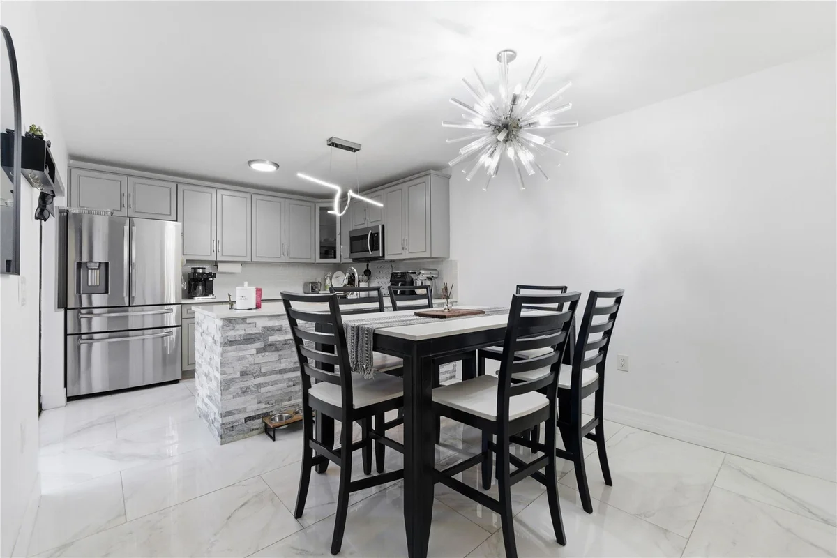 1017 10th Way, West Palm Beach: photo 1 of 17