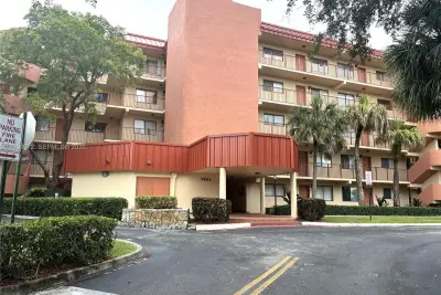 7451 NW 16th St #403, Plantation: photo 1 of 25