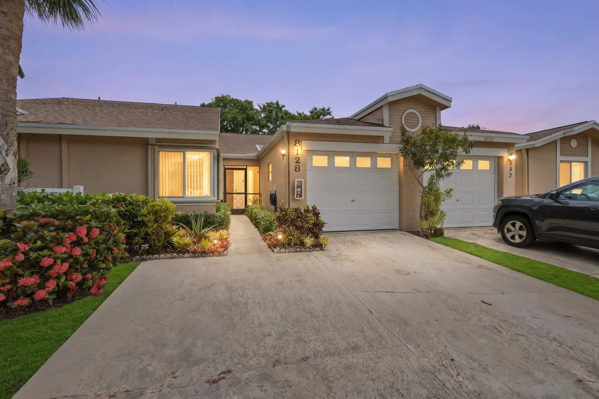 8128 Summerbreeze Ln, Boca Raton: photo 1 of 33