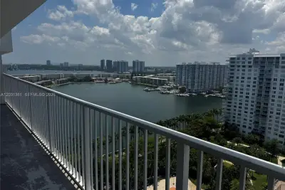 2851 NE 183rd St #2004E, Aventura: photo 1 of 6