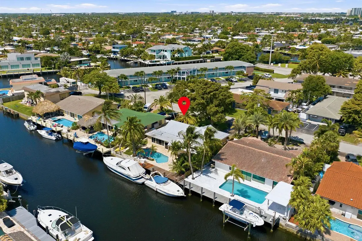 390 SE 12th Ave, Pompano Beach: photo 1 of 79