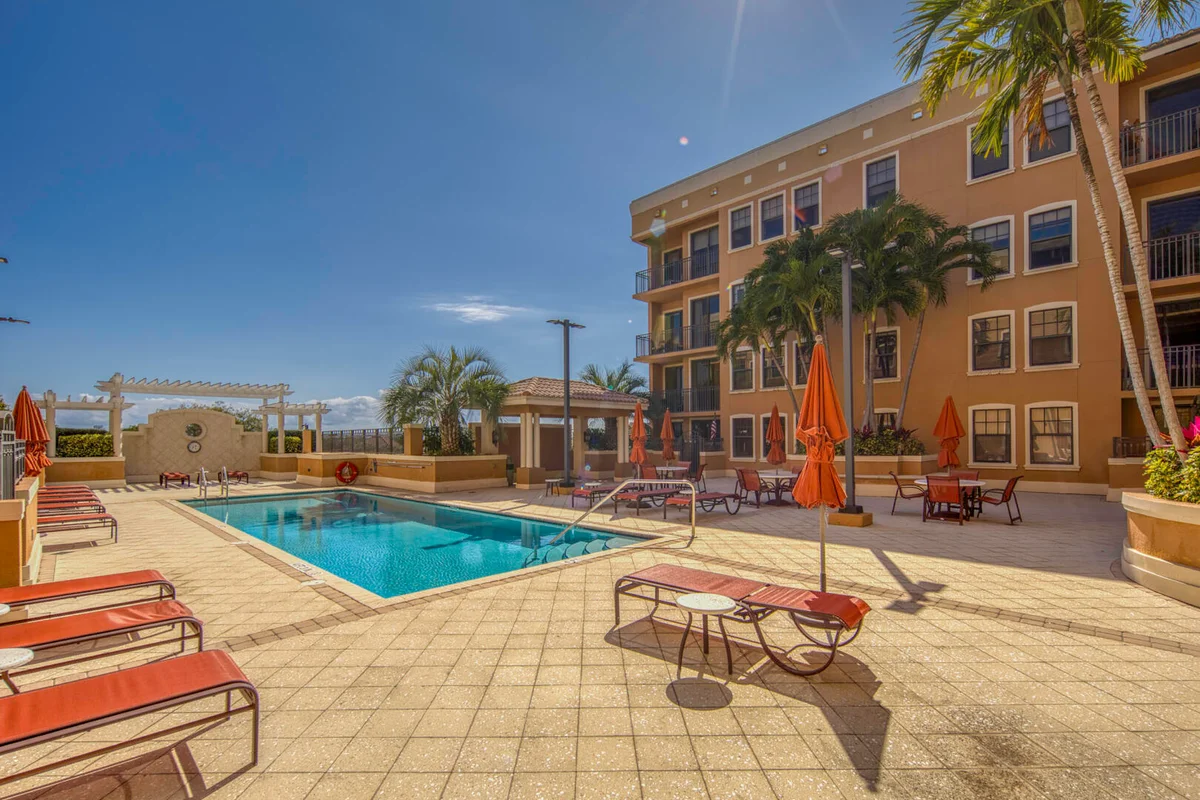 511 Lucerne Ave #401, Lake Worth Beach: photo 1 of 55