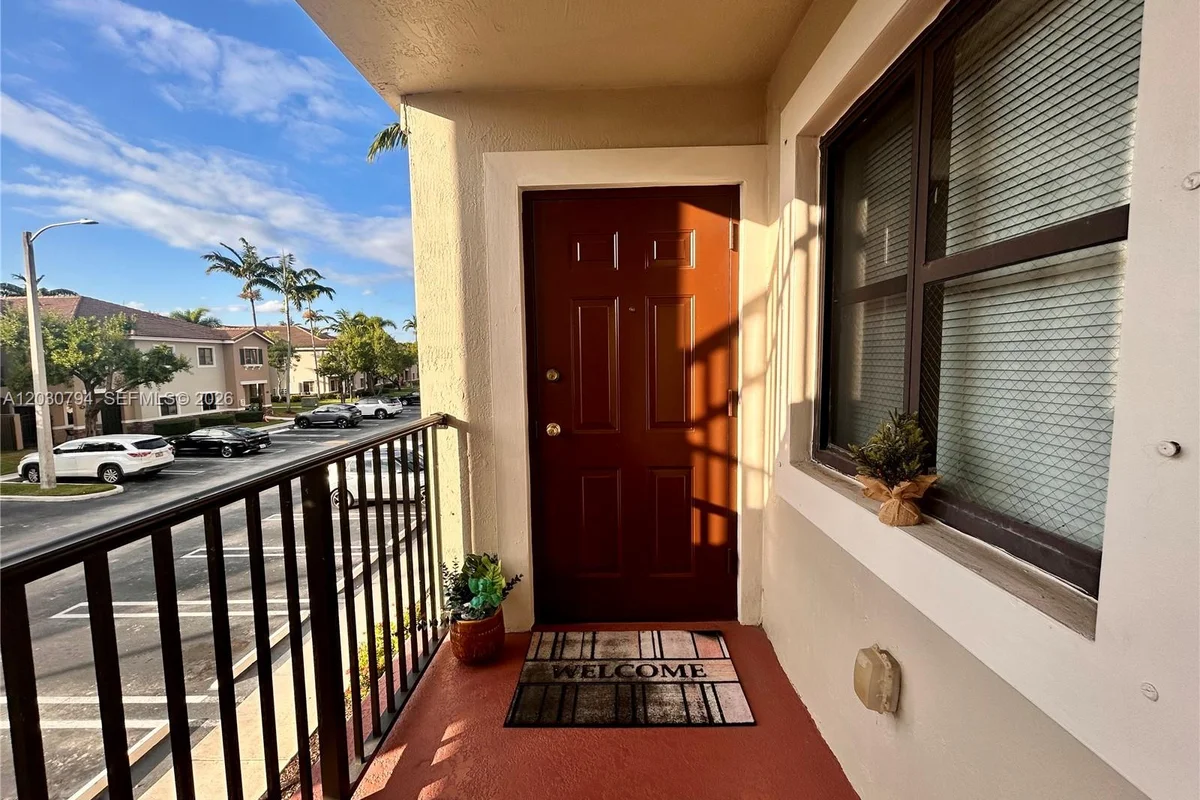 22801 SW 88th Pl #202, Cutler Bay: photo 1 of 16