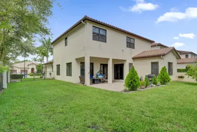 8541 NW 38th St, Cooper City: photo 1 of 46