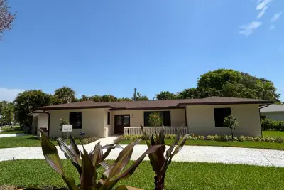 135 E Ilex Dr, Lake Park: photo 1 of 22