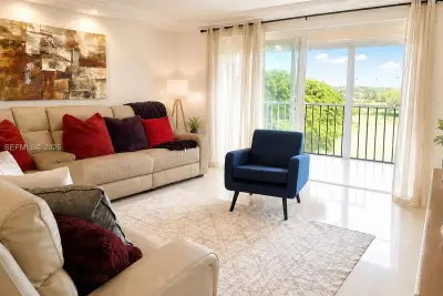 4570 NW 18th Ave #506, Deerfield Beach: photo 1 of 38