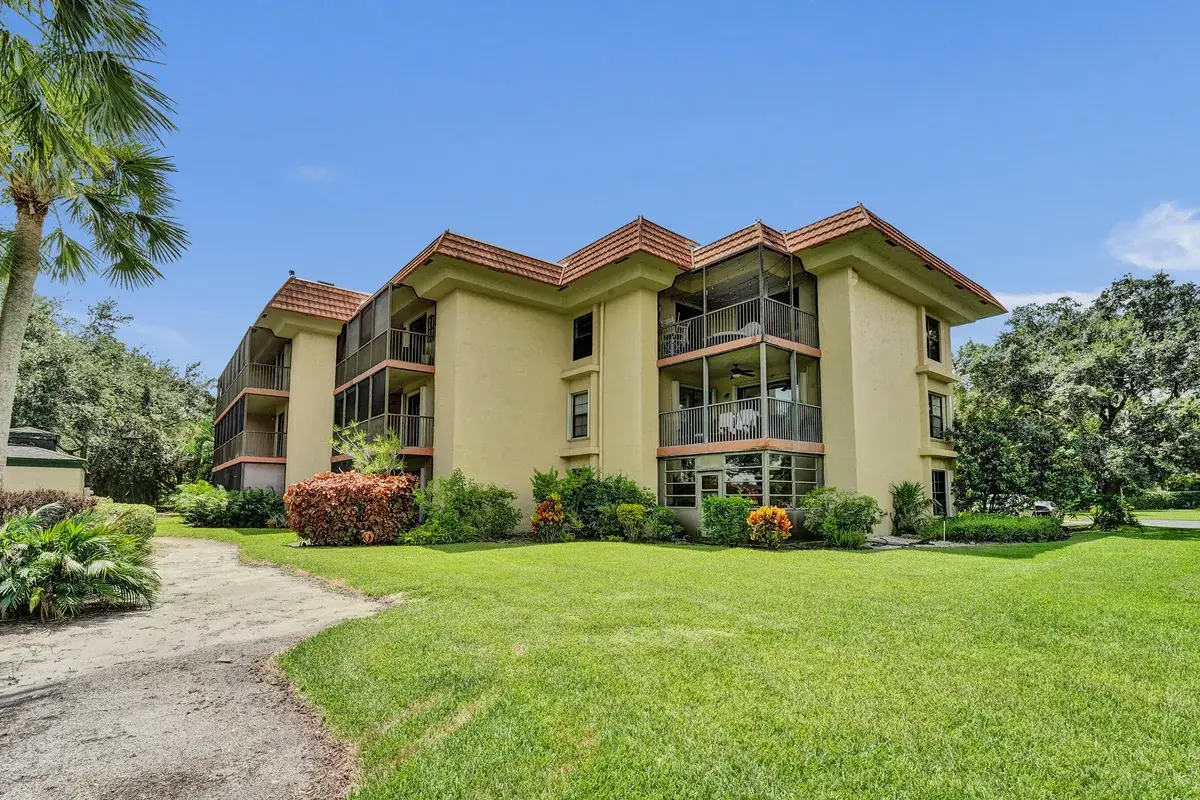 200 Jacaranda Country Club Dr #1b, Plantation: photo 1 of 15