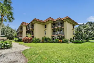 200 Jacaranda Country Club Dr #1b, Plantation: photo 1 of 15