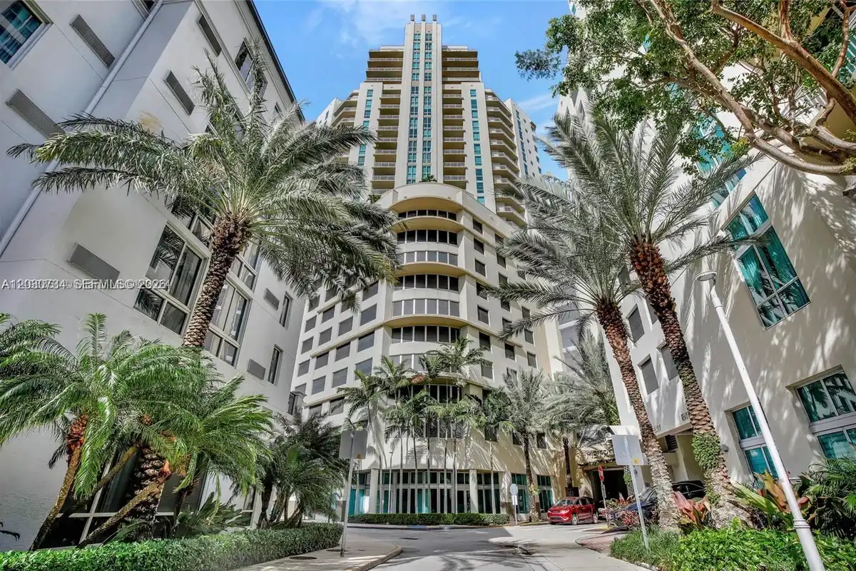 9055 SW 73rd Ct #1504, Miami: photo 1 of 21