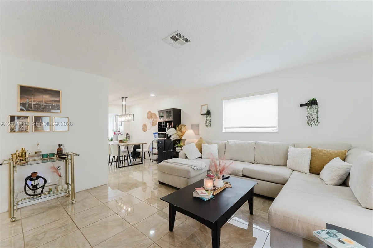 2604 NW 48th St, Tamarac: photo 1 of 33