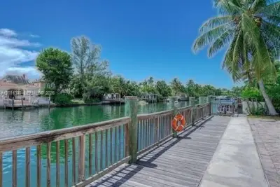 4011 N Meridian Ave #35, Miami Beach: photo 1 of 12