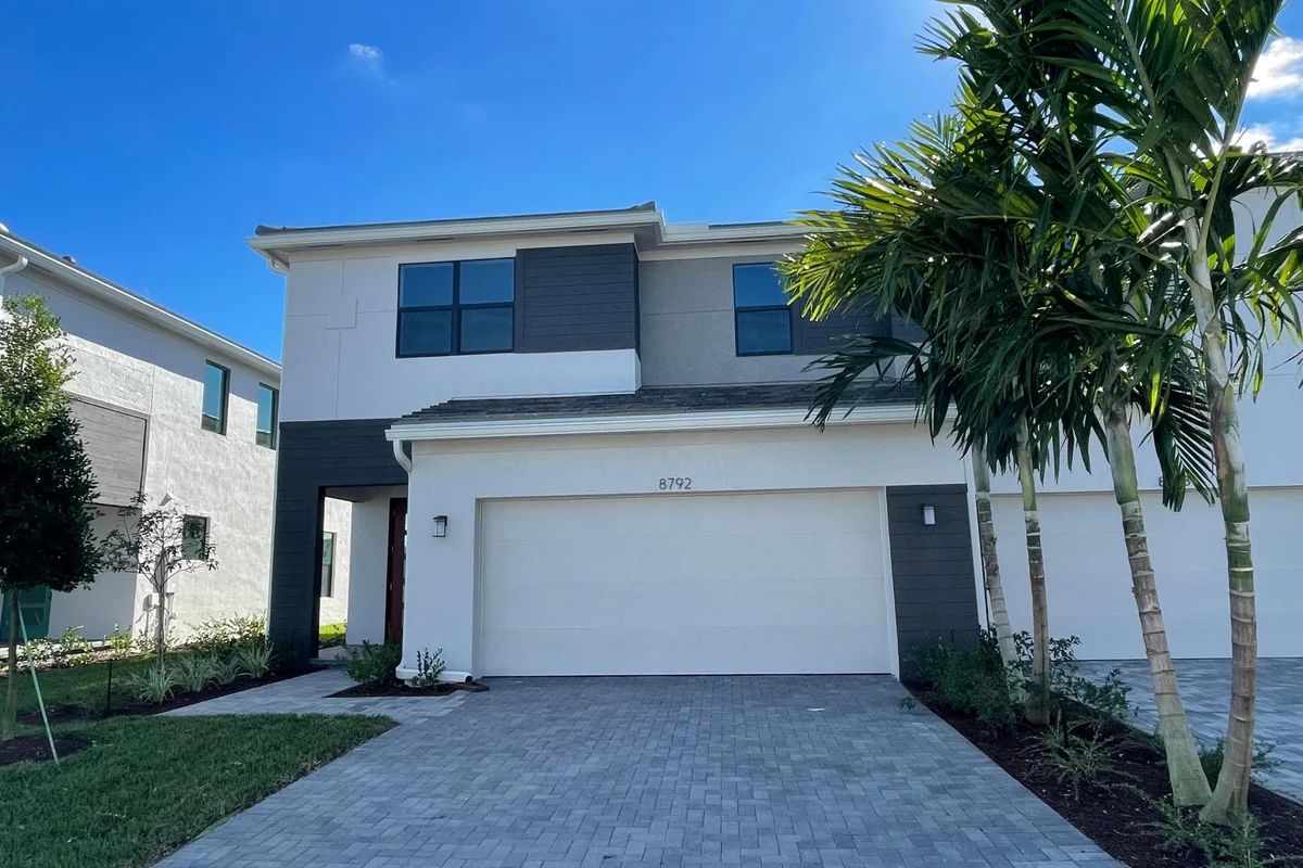 8792 Antarus Dr, Lake Worth: photo 1 of 45