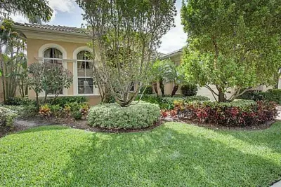 114 Tranquilla Dr, Palm Beach Gardens: photo 1 of 13