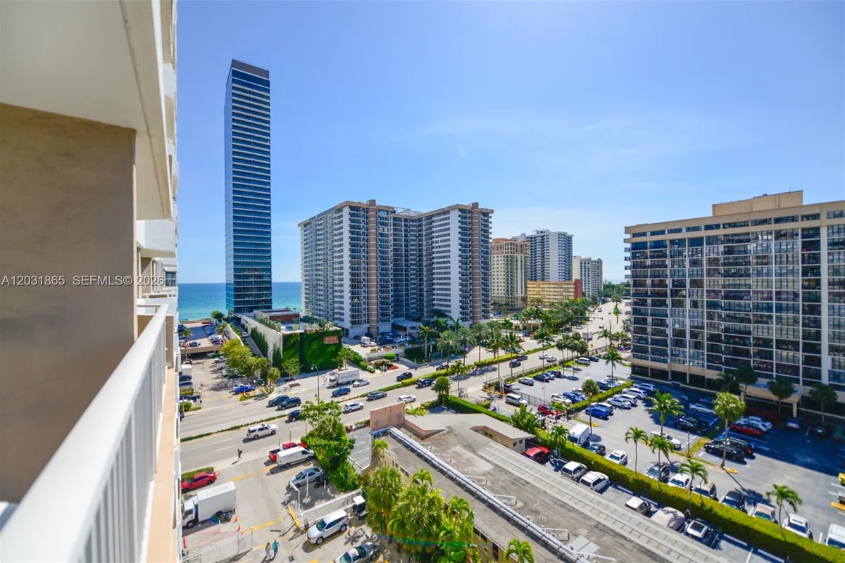 1985 S Ocean Dr #4G, Hallandale Beach: photo 1 of 12