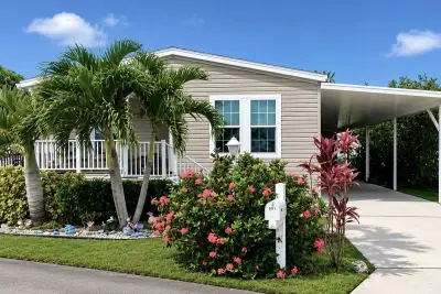 7306 43rd Ter N, Riviera Beach: photo 1 of 24