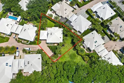 4501 Captains Way, Jupiter: photo 1 of 34