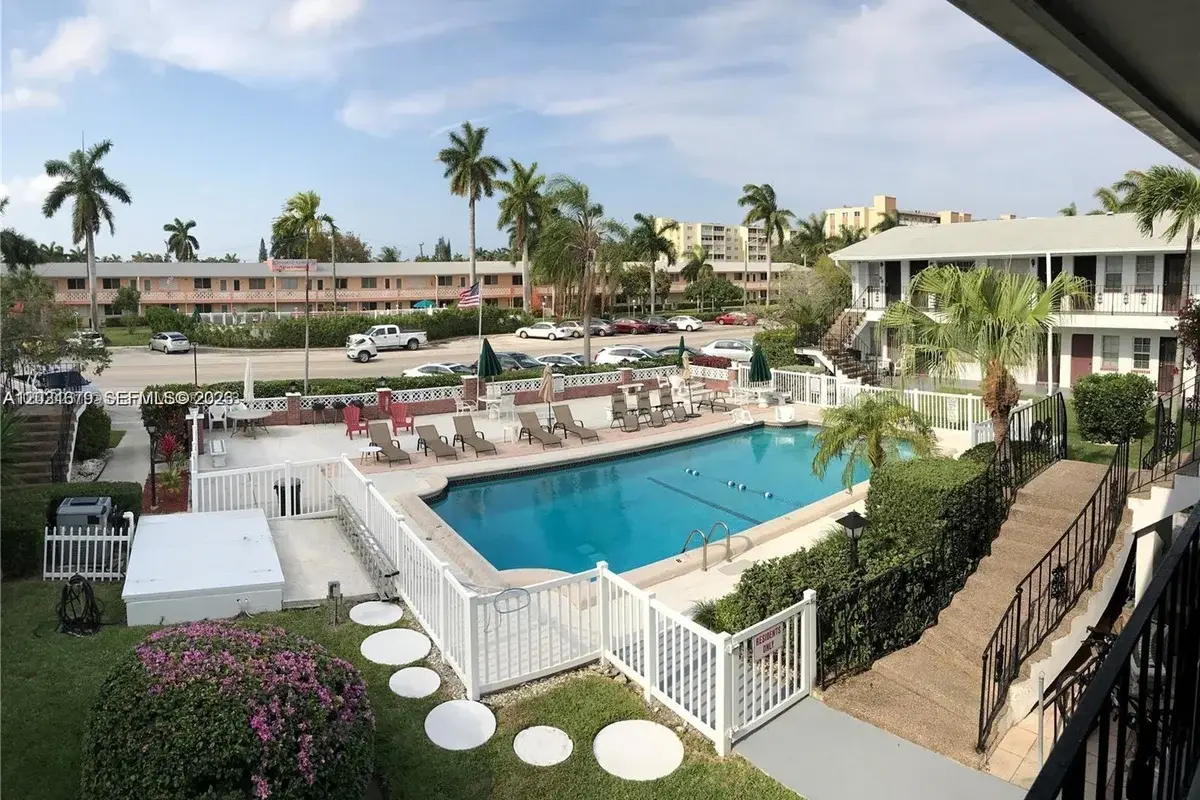1150 Atlantic Shores Blvd #601, Hallandale Beach: photo 1 of 15