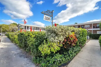 1100 Atlantic Shores Blvd #405, Hallandale Beach: photo 1 of 8