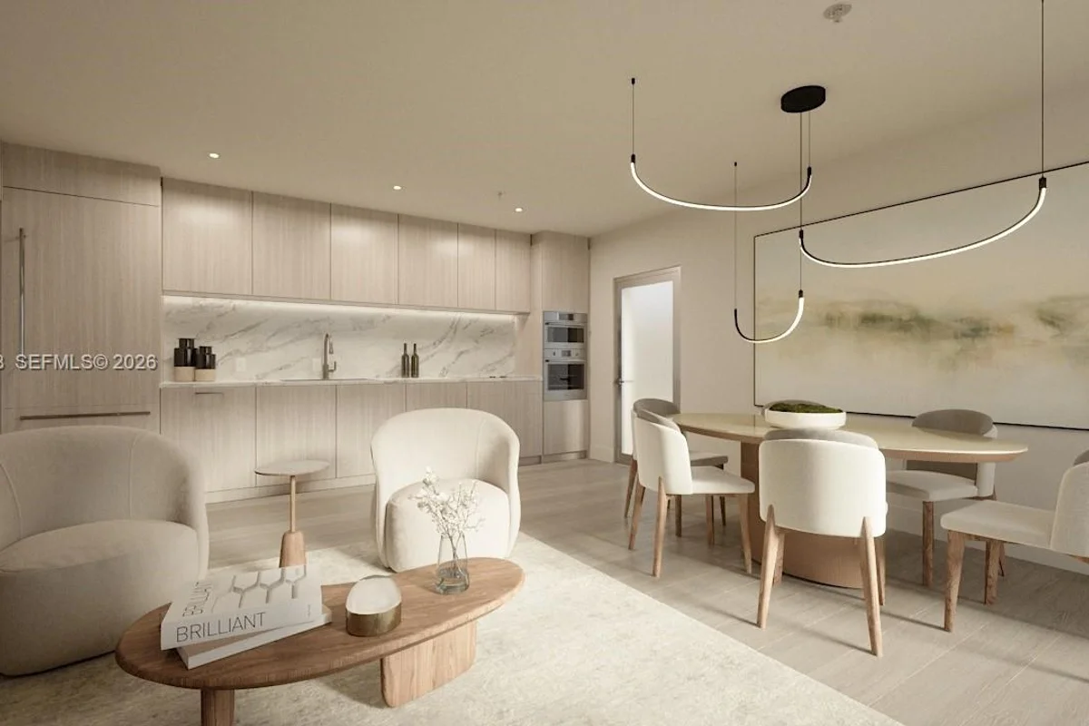 250 Collins Ave #110, Miami Beach: photo 1 of 36