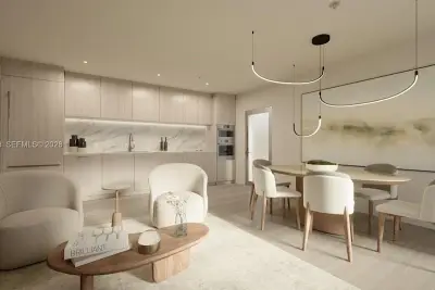250 Collins Ave #110, Miami Beach: photo 1 of 36