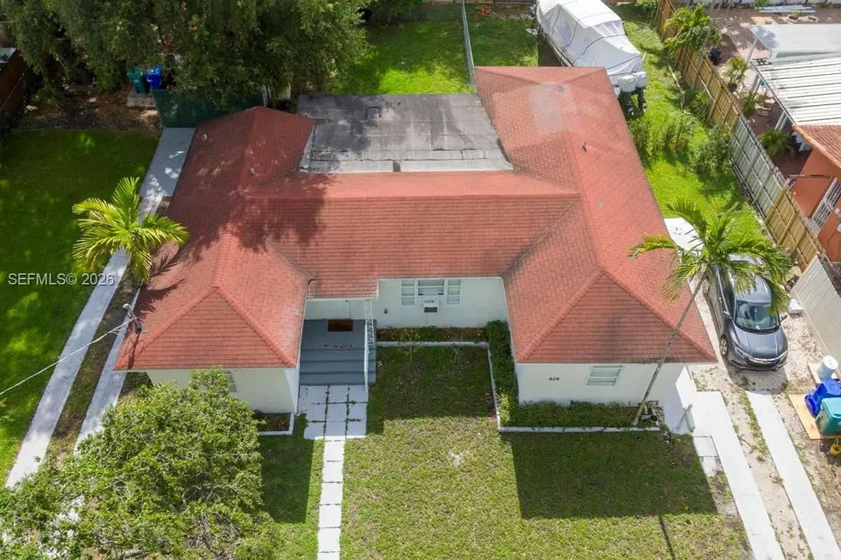Home in Miami: photo 1 of 24