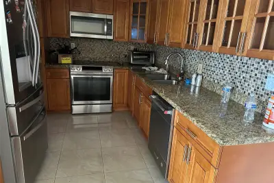 5049 NW 42nd St, Lauderdale Lakes: photo 1 of 11