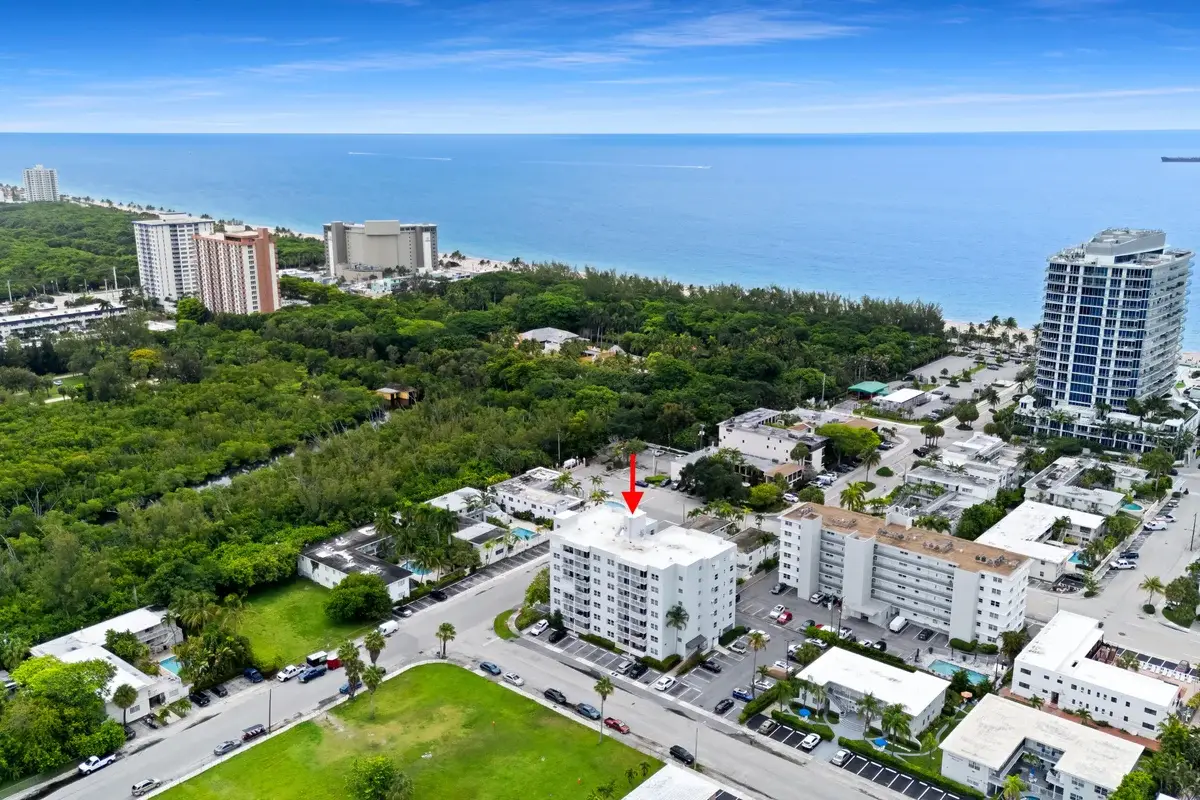 720 Orton Ave #402, Fort Lauderdale: photo 1 of 30