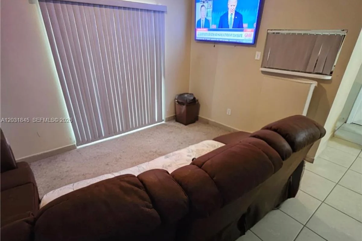 631 Cypress Lake Blvd #E17, Deerfield Beach: photo 1 of 33