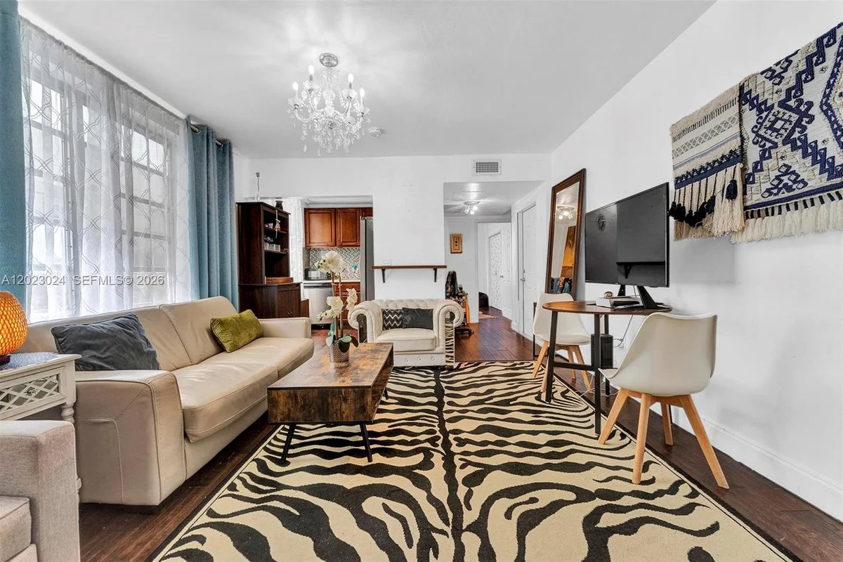 1150 Euclid Ave #101, Miami Beach: photo 1 of 23