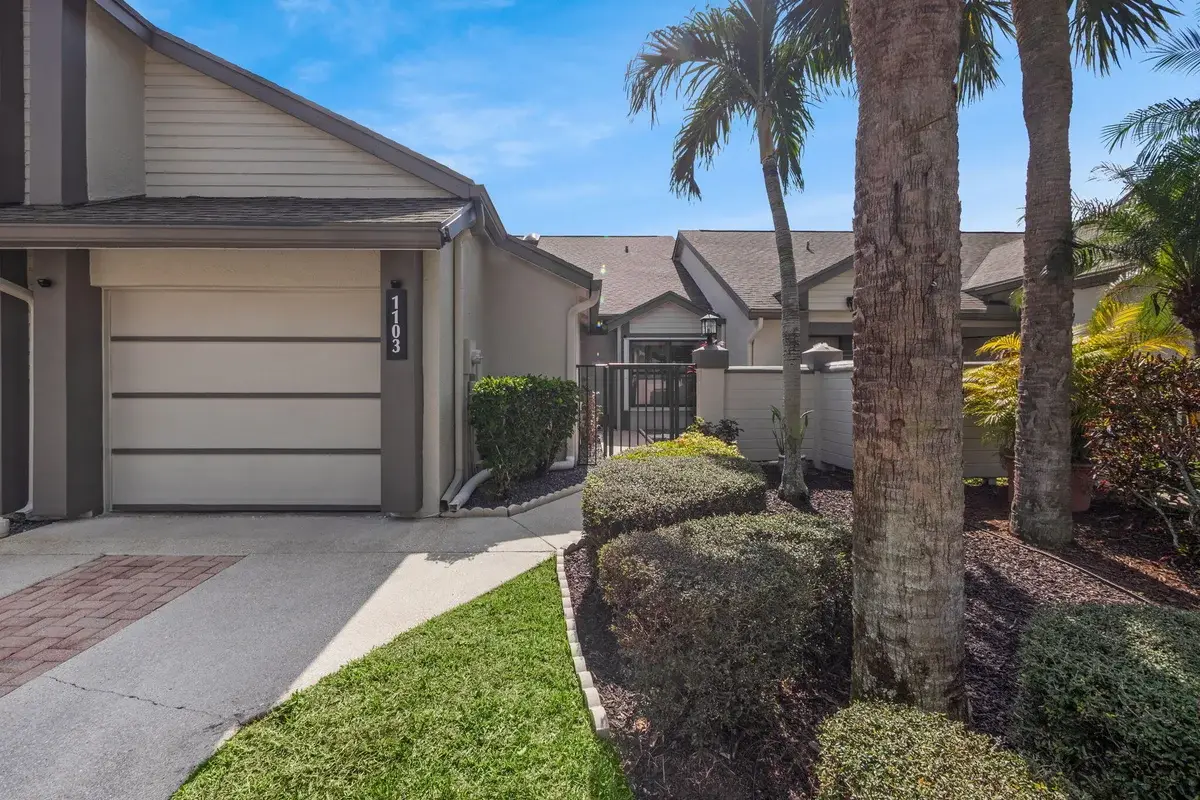 1103 Landings Blvd, West Palm Beach: photo 1 of 47