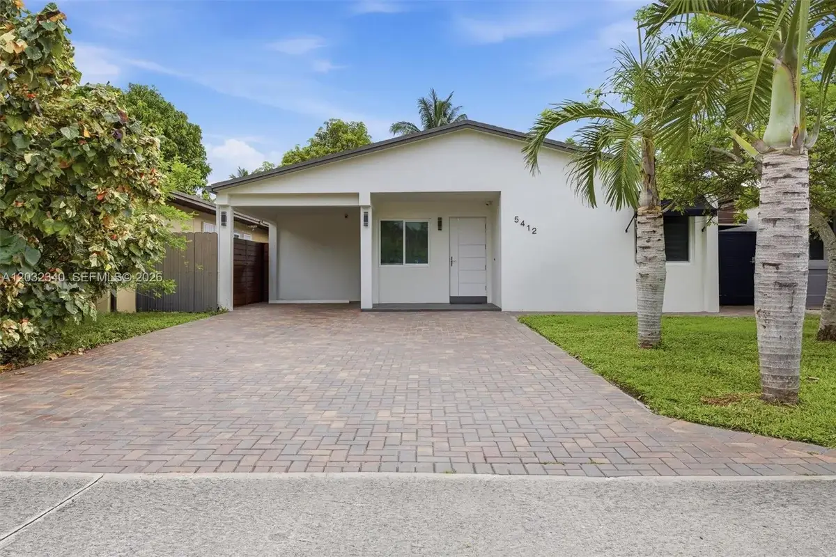 5412 NW 192nd Ln, Miami Gardens: photo 1 of 30