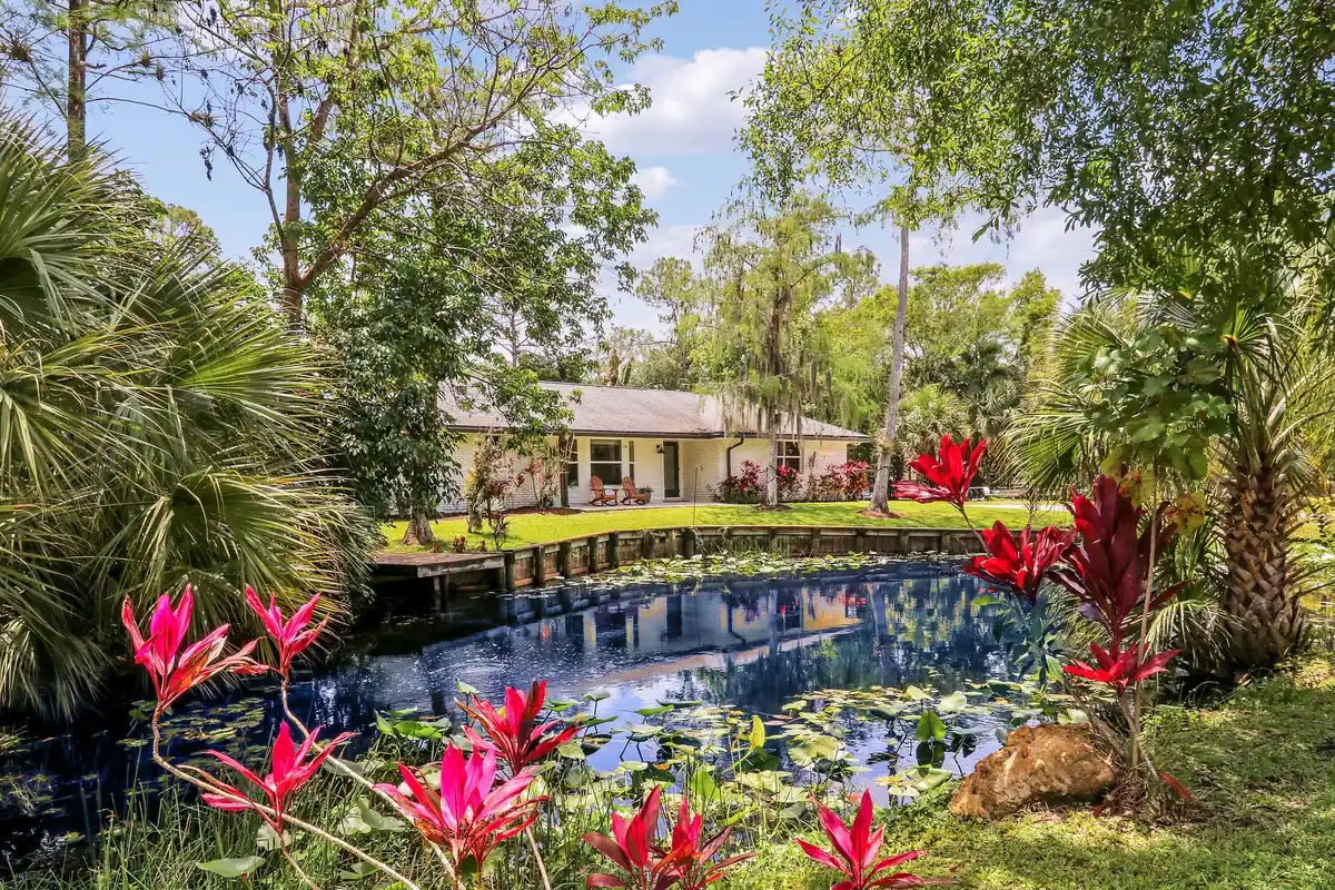8352 N 154th Ct Rd N, Palm Beach Gardens: photo 1 of 34
