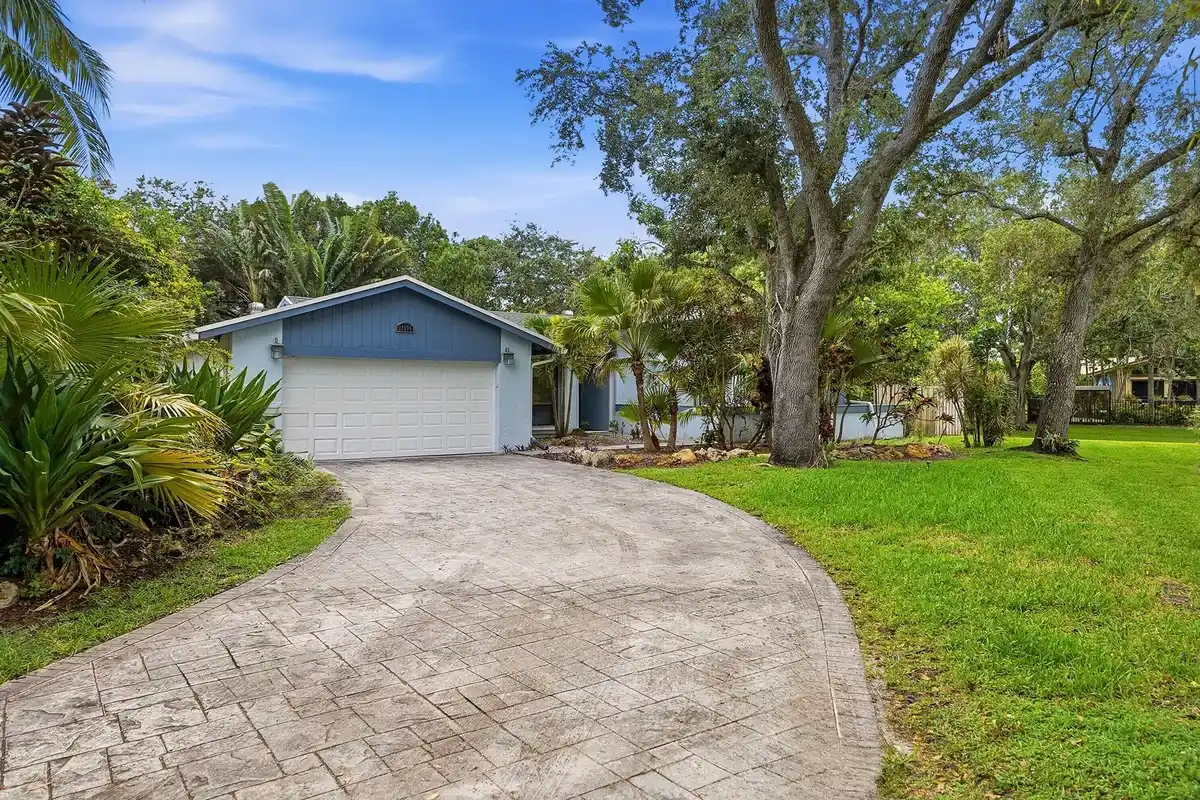12106 Sailboat Way, Cooper City: photo 1 of 44