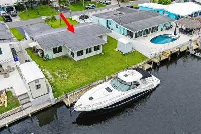 2637 Marathon Ln, Fort Lauderdale: photo 1 of 35