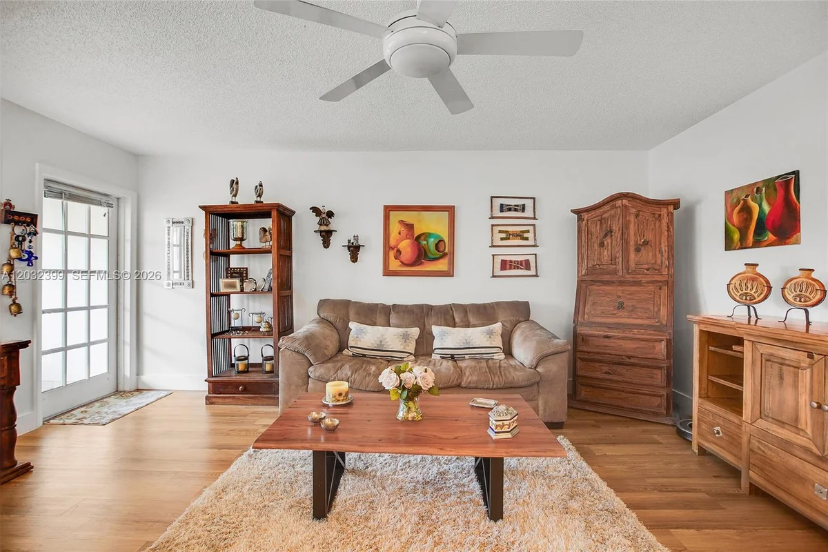 5300 Washington St #O224, Hollywood: photo 1 of 25