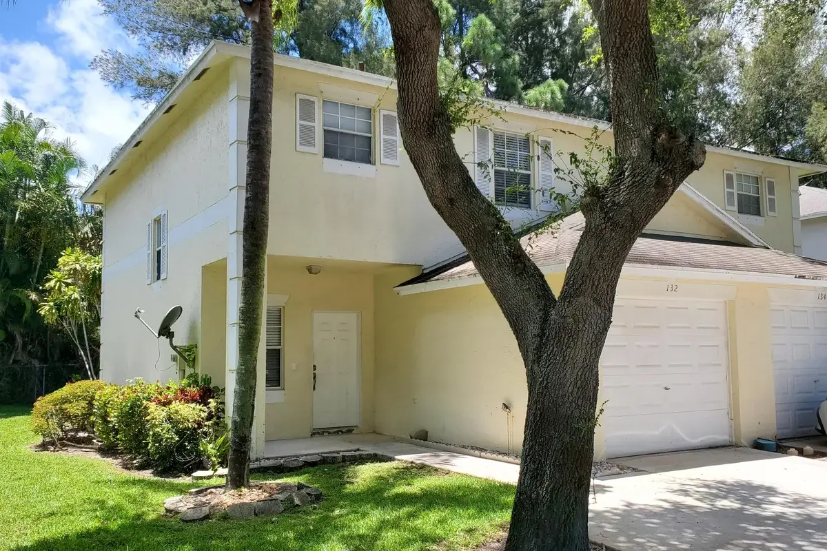 132 Baldwin Blvd, Greenacres: photo 1 of 23
