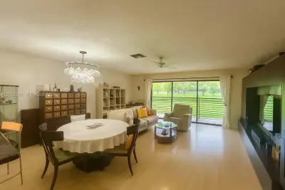 125 S Laurel Dr #506, Margate: photo 1 of 27