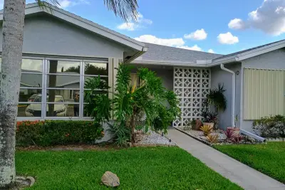 14716 Canalview Dr #D, Delray Beach: photo 1 of 11