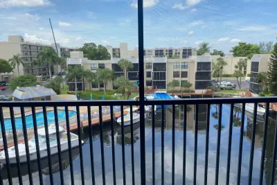9 Royal Palm Way #403, Boca Raton: photo 1 of 24
