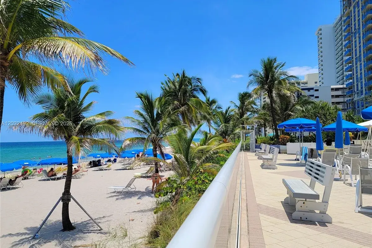 2030 S Ocean Dr #2026, Hallandale Beach: photo 1 of 40