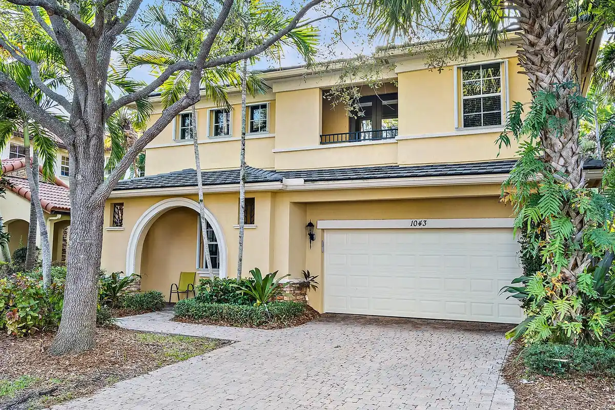 1043 Vintner Blvd, Palm Beach Gardens: photo 1 of 65